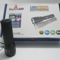 Đèn Pin SkyFire 8004